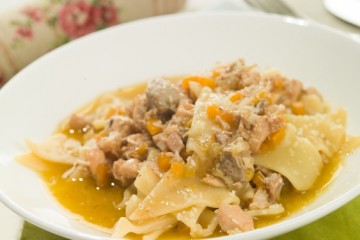 Pasta al rag&ugrave; di coniglio
