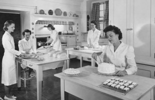 L'ascesa delle donne in cucina