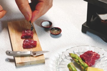 Tiny food