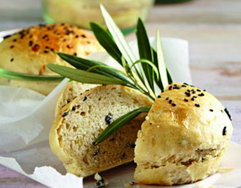 Panini all&rsquo;olio d&rsquo;oliva e semi di papavero