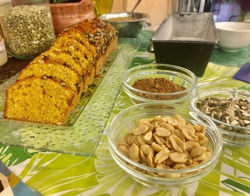 Plum cake arachidi e carote 