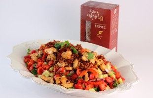 Riso rosso con pollo e peperoni