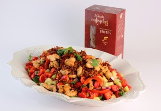 Riso rosso con pollo e peperoni