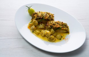 Orata, zucchine e datterini verdi 