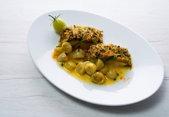 Orata, zucchine e datterini verdi 