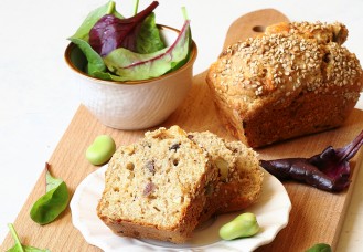 Plumcake provola e funghi secchi