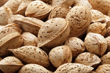 Frutta secca per la buona salute