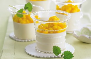 Panna cotta al mango