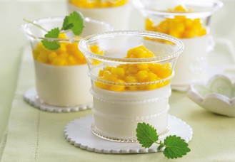 Panna cotta al mango