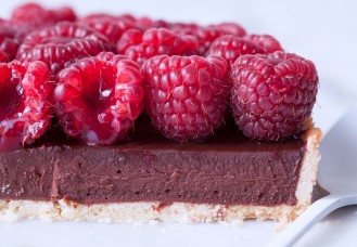 Crostata al cioccolato e lamponi