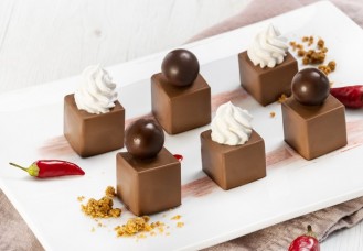 Cremoso al fondente e peperoncino 