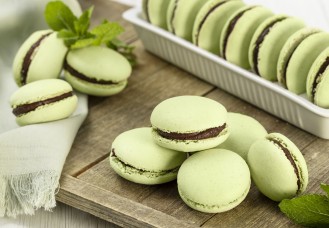 Macaron menta e cioccolato