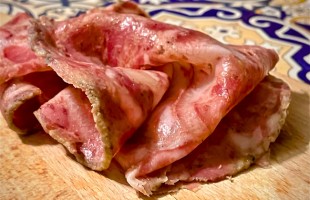 La nobilt&agrave; degli "scarti" del maiale #1