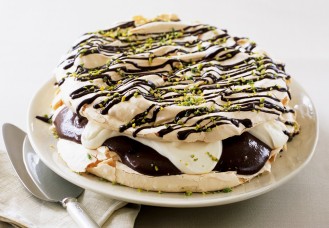 Pavlova pistacchio e cioccolato