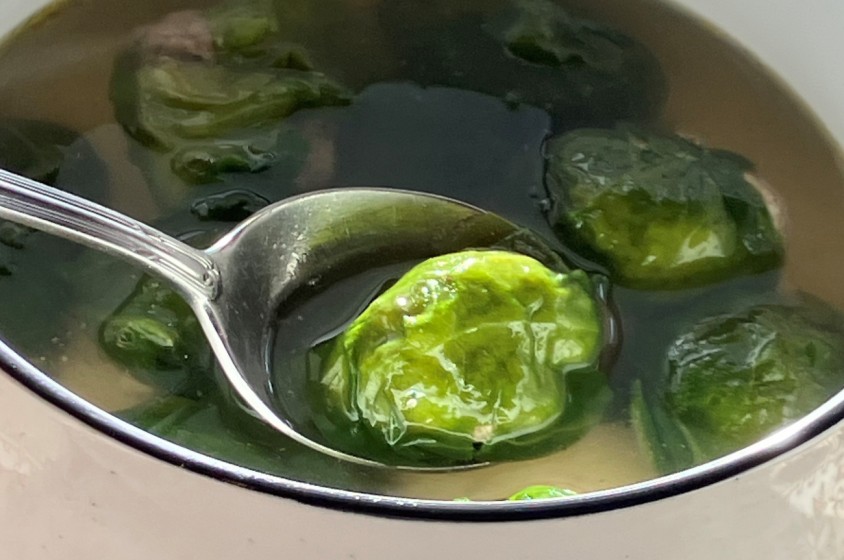 Frati, preti e monache in tavola