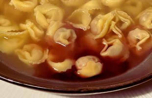 Il vino nel brodo dei tortellini