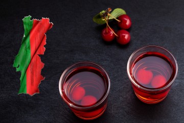 Un assaggio di ginjinha 