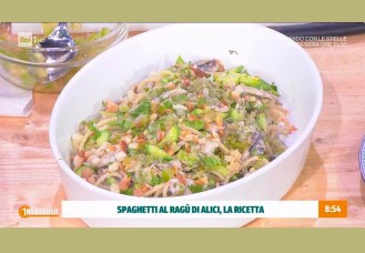 Spaghetti al rag&ugrave; di alici