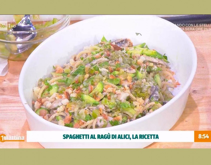 Spaghetti al rag&ugrave; di alici