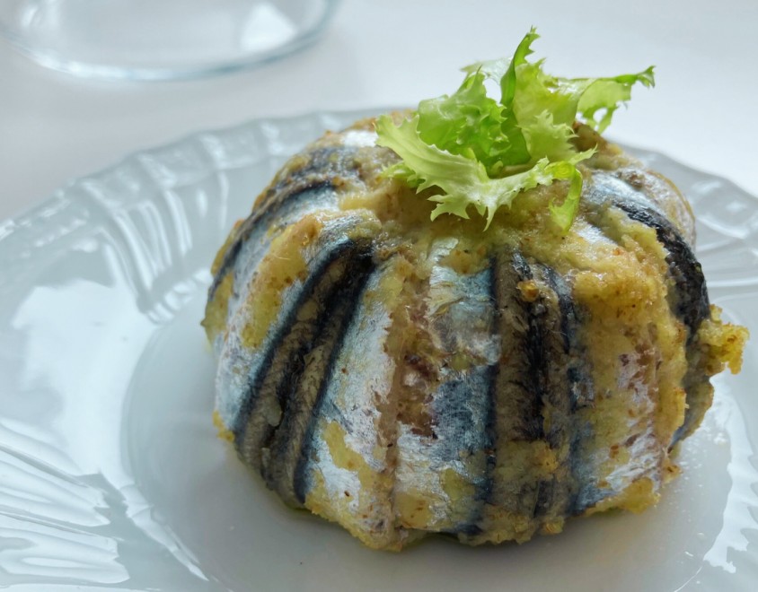 Tortini di alici e indivia