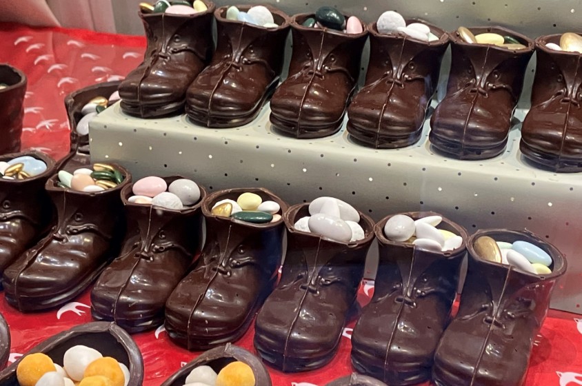 Dove la Befana riempie scarpe