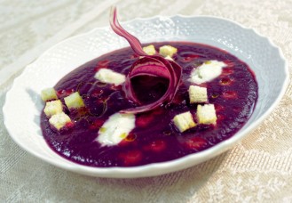 Crema di carote viola e barbabietola