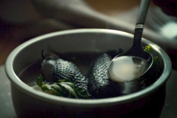 E il pollo si fa&hellip; nero