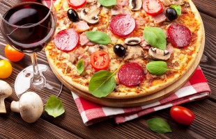 L'abbinamento pizza-vino