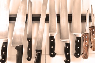 Il coltello nella storia