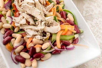 Finto tonno di tacchino in insalata